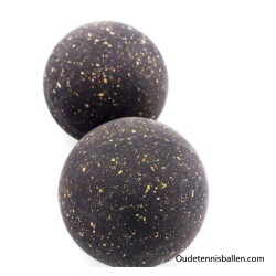 Tennisball aus Gummi (filzlos)