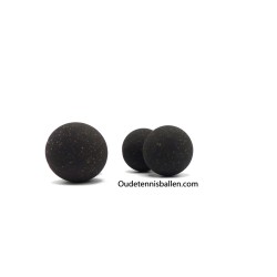 Tennisball aus Gummi (filzlos)