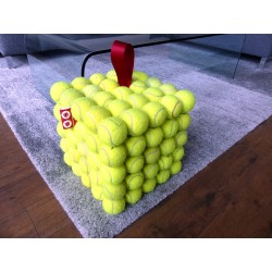 Hocker (poef) | Stefano Melo | Oudetennisballen.com ART