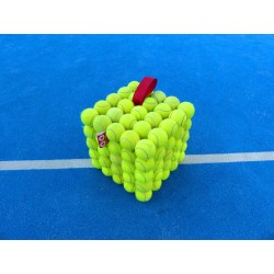 Hocker (poef) | Stefano Melo | Oudetennisballen.com ART