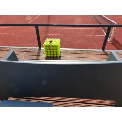 Hocker (poef) | Stefano Melo | Oudetennisballen.com ART